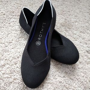 Rothy's Flats - Black Solid w/ White Heel Accent